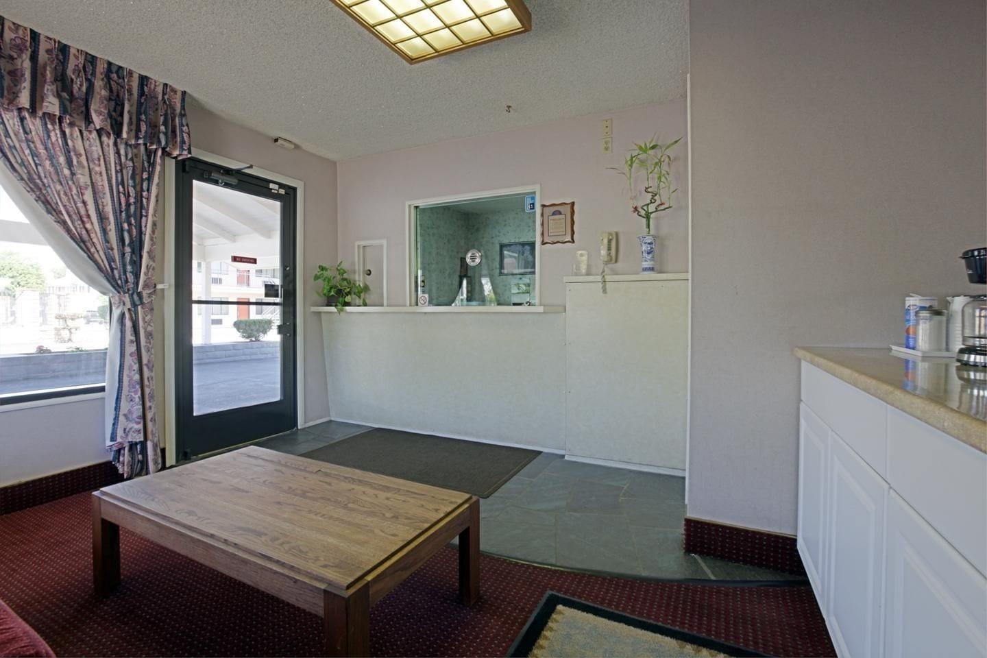 Americas Best Value Inn Pico Rivera East Los Angeles Exterior photo