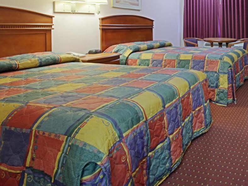 Americas Best Value Inn Pico Rivera East Los Angeles Exterior photo